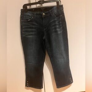 Nine West 3/4 length denim pants size 8
